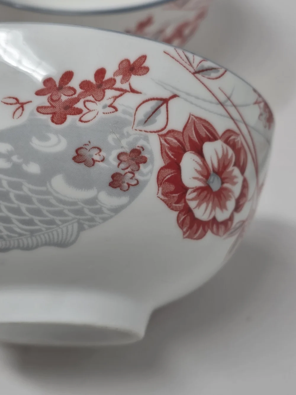 SF Marked glazed Porcelain Bowls with Red Floral&Fish Motif Japanese Set of 3